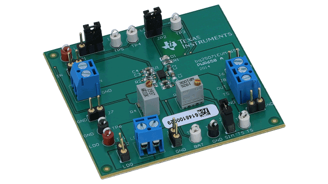 BQ25071EVM-658 バッテリ充電ソリューション、シングル・セル評価モジュール用 angled board image