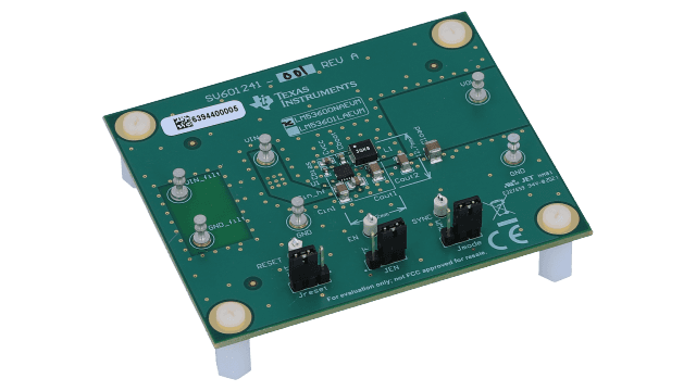 LM53600NAEVM LM53600-Q1 スペクトラム拡散機能付き、3.3V 出力、650mA 降圧レギュレータの評価モジュール angled board image