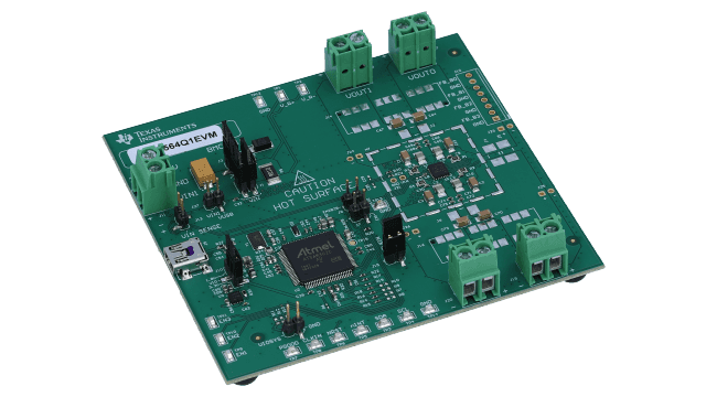 LP87564Q1EVM Evaluierungsmodul für einphasige 4-A-Abwärtswandler mit vier Ausgängen und integrierten Schaltern angled board image