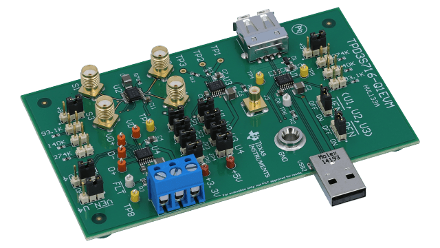TPD3S716-Q1EVM TPD3S716-Q1 可変電流制限機能付き、車載 USB 2.0 インターフェイス保護の評価モジュール angled board image