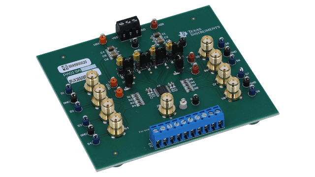 MUX36S08EVM-PDK MUX36S08 evaluation module angled board image