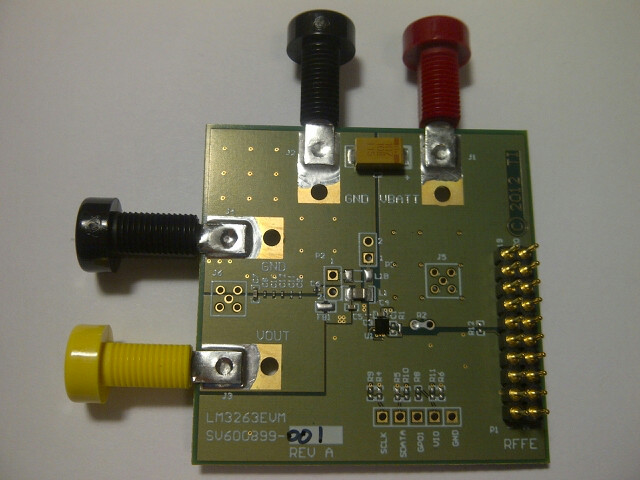 LM3263EVM LM3263EVM RF 전원 증폭기용 MIPI&reg; RFFE 인터페이스를 갖춘 DC/DC 컨버터 평가 모듈 top board image