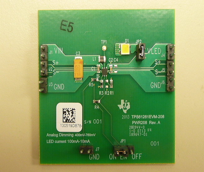 TPS61261EVM-208 TPS61261EVM-208 小型低入力電圧昇圧コンバータ評価モジュール基板 top board image