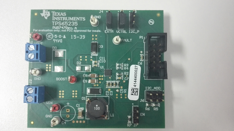 TPS65235EVM-747 適用於 DisEqC1.x，具有 I2C 介面的 TPS65235 LNB 電壓穩壓器評估模組 top board image
